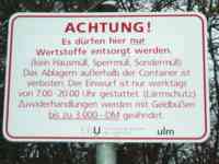 Warning sign about disposing of trash improperly